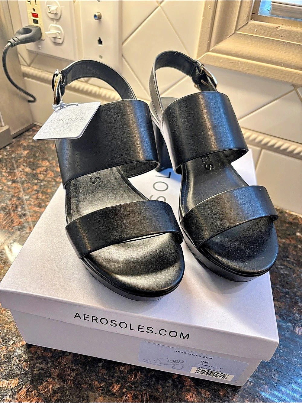 Aerosoles Camilla Black Block Heel Sandals US 9M NWT